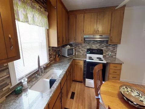 606 Martha St, Durham, NC 27707 photo 15