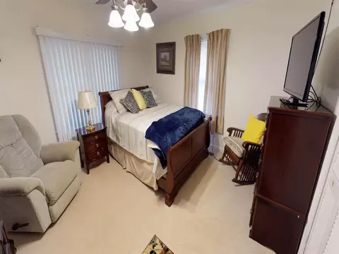606 Martha St, Durham, NC 27707 photo 8