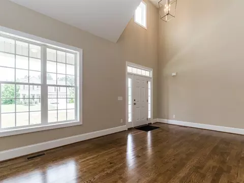 191 Rolling Oaks Ln, Benson, NC 27504 photo 2