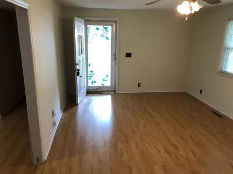 1113 Mockingbird Ln, Durham, NC 27703 photo 5