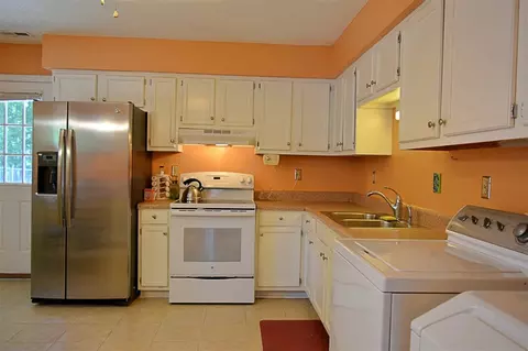 2908 Weeping St NE, Durham, NC 27704 photo 7