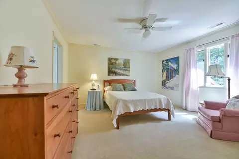 17 Innisfree Dr, Durham, NC 27707 photo 17