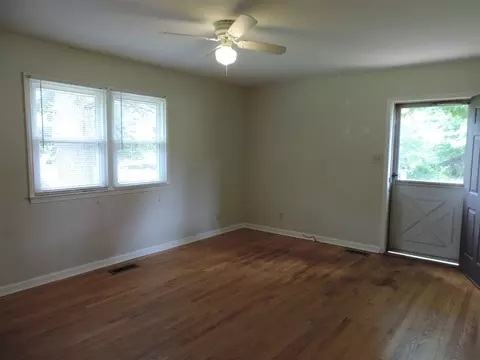 5606 Laurel Crest Dr, Durham, NC 27712 photo 4