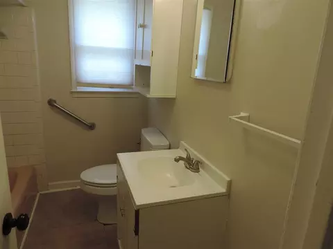 5606 Laurel Crest Dr, Durham, NC 27712 photo 11