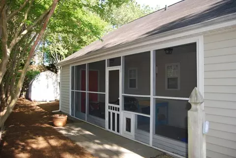 4503 Dolwick Dr, Durham, NC 27713 photo 2