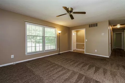 618 Webster St, Cary, NC 27511 photo 4