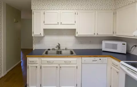 175 Montrose Dr, Durham, NC 27707 photo 7