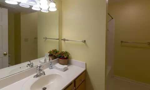 175 Montrose Dr, Durham, NC 27707 photo 4