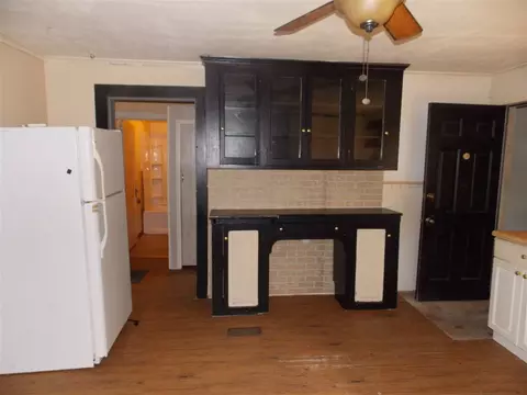 1722 Glenn School Rd, Durham, NC 27704 photo 2