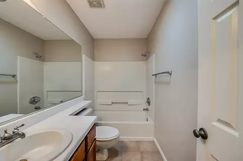 6 Blacksmith Cir, Durham, NC 27707 photo 11