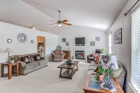 284 Rose Ct, Benson, NC 27504 photo 7