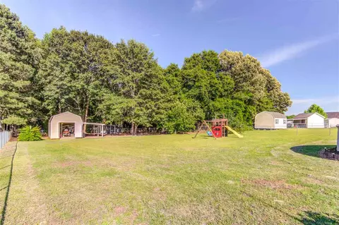 284 Rose Ct, Benson, NC 27504 photo 24