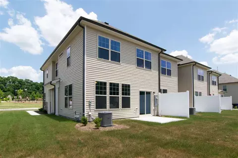 1003 Apogee Dr, Durham, NC 27713 photo 3