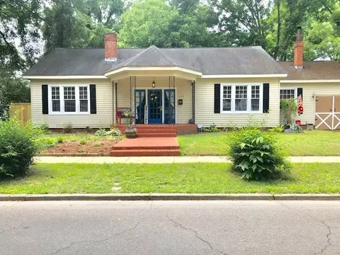 510 E Davis St, Smithfield, NC 27577 photo 1
