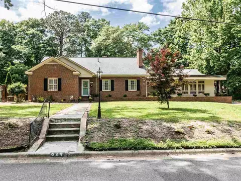 824 S First St, Smithfield, NC 27577 photo 1