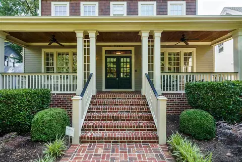 2116 Pine Dr, Raleigh, NC 27608 photo 2