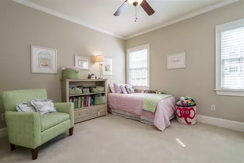 2116 Pine Dr, Raleigh, NC 27608 photo 19
