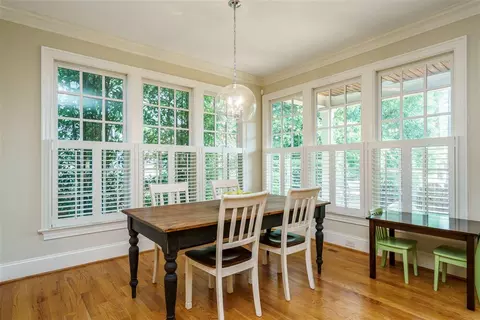2116 Pine Dr, Raleigh, NC 27608 photo 10