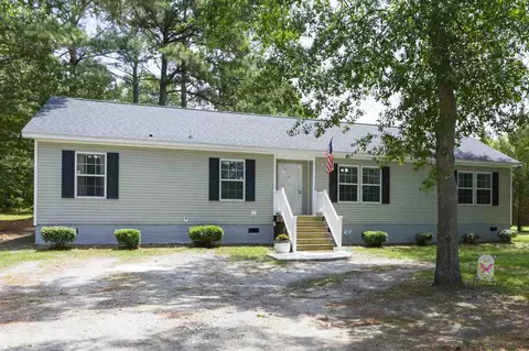 720 Circle Dr, Angier, NC 27501 photo 2