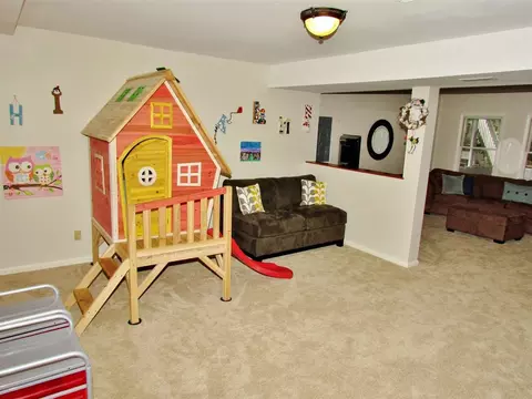 113 W Dutton Ct, Cary, NC 27513 photo 21