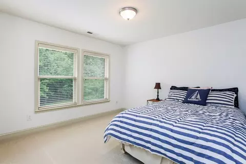 2105 Freeport Dr, Cary, NC 27519 photo 18
