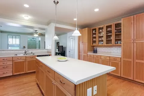2105 Freeport Dr, Cary, NC 27519 photo 7