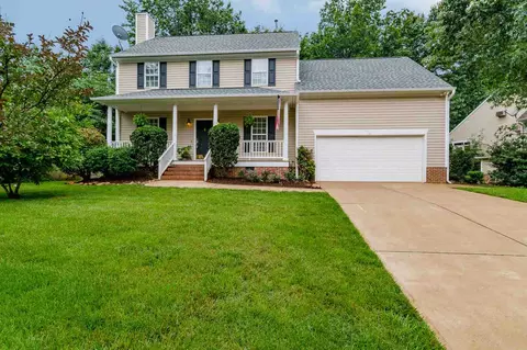825 Cedar Downs Dr, Raleigh, NC 27607 photo 1