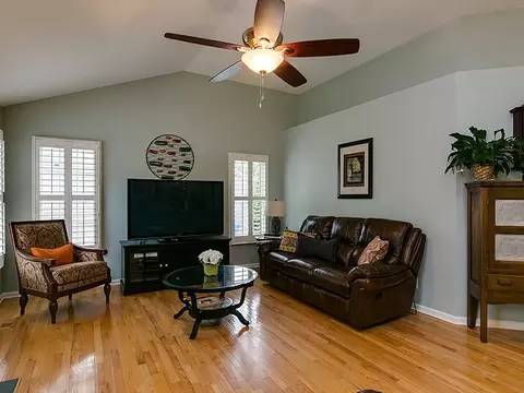 303 Alumni Ave, Durham, NC 27713 photo 4
