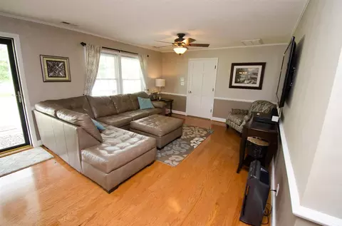 765 Iris Bryant Rd, Dunn, NC 28334 photo 2