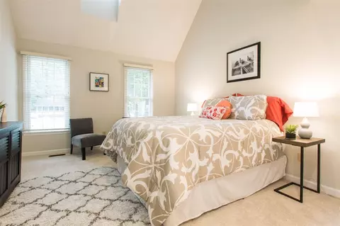 601 Valley Dr, Durham, NC 27704 photo 10