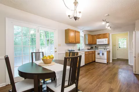 601 Valley Dr, Durham, NC 27704 photo 7