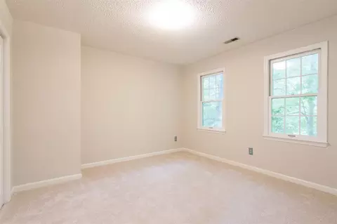 601 Valley Dr, Durham, NC 27704 photo 18