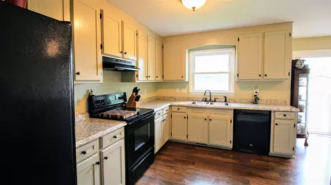 204 Garner Dr, Smithfield, NC 27577 photo 7
