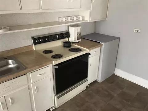 201 Raynor St, Durham, NC 27703 photo 3