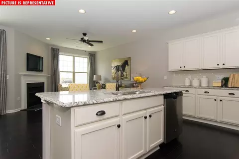 1124 Apogee Dr, Durham, NC 27713 photo 6