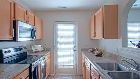 5216 Malik Dr, Durham, NC 27703 photo 9