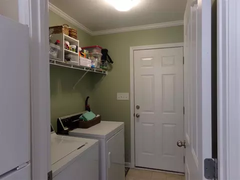 204 Patterdale Pl, Benson, NC 27504 photo 4