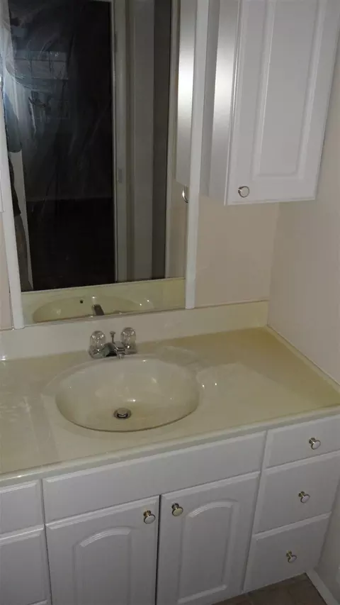 5800 Nottoway Ct #E, Raleigh, NC 27609 photo 10