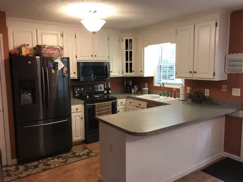 1035 E Justin Dr, Garner, NC 27529 photo 3