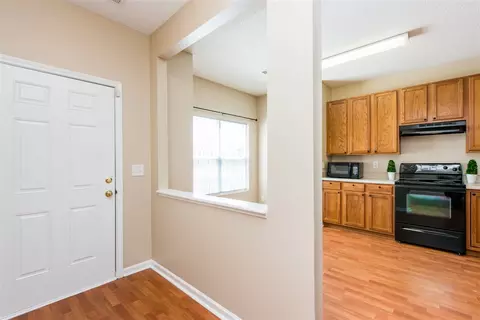 106 Eldon Ln, Apex, NC 27502 photo 3