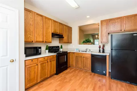 106 Eldon Ln, Apex, NC 27502 photo 4