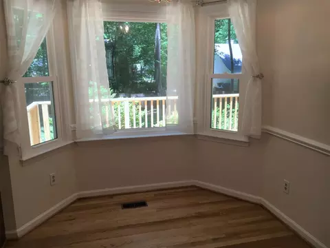 604 Valley Dr, Durham, NC 27704 photo 4