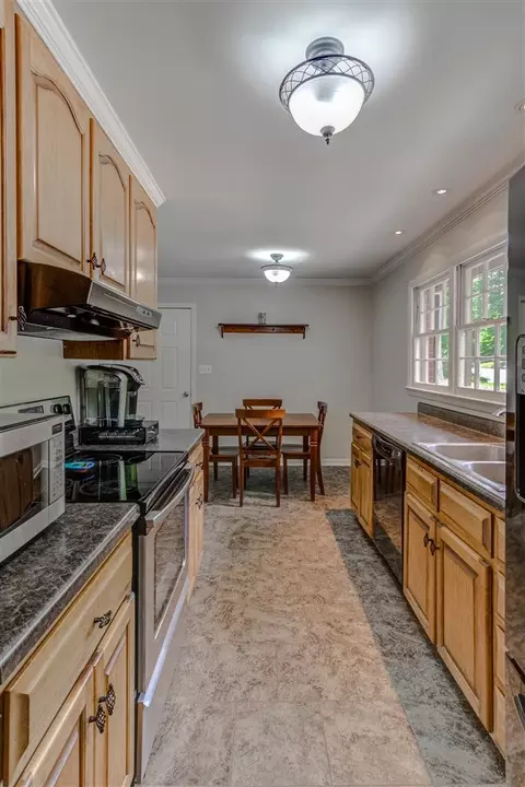 1307 Timber Dr, Garner, NC 27529 photo 4