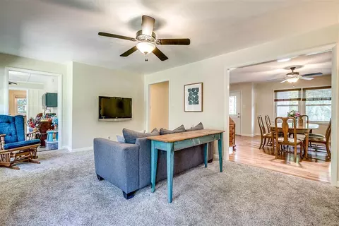 210 White Oak Dr, Durham, NC 27707 photo 8
