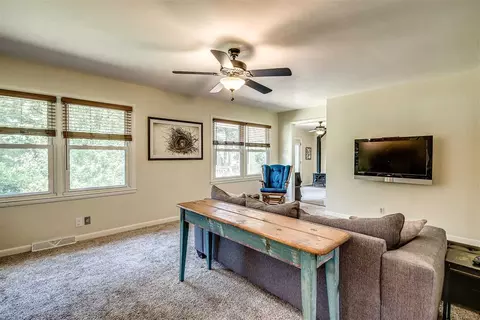 210 White Oak Dr, Durham, NC 27707 photo 9