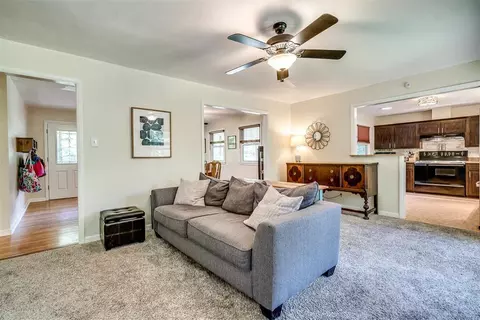 210 White Oak Dr, Durham, NC 27707 photo 10