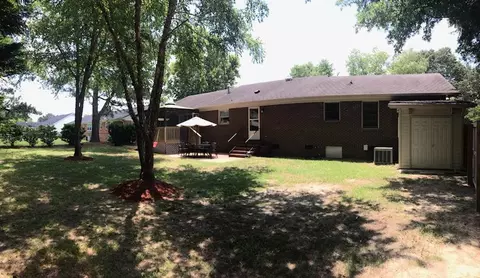 305 Marlowe Ct, Dunn, NC 28334 photo 17