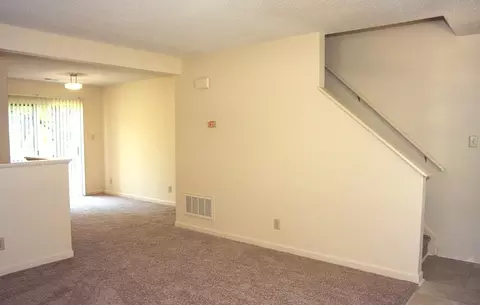 2701 Ramblegate Ln, Durham, NC 27705 photo 3