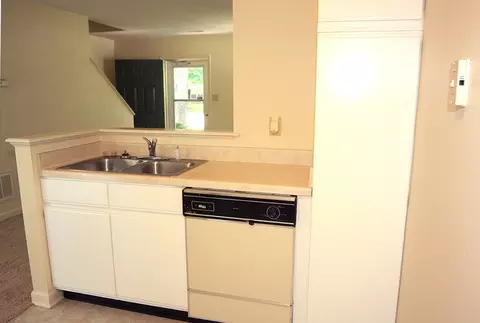 2701 Ramblegate Ln, Durham, NC 27705 photo 7