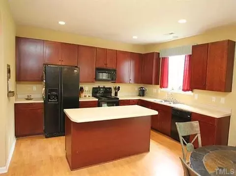 308 Hillview Dr, Durham, NC 27703 photo 6